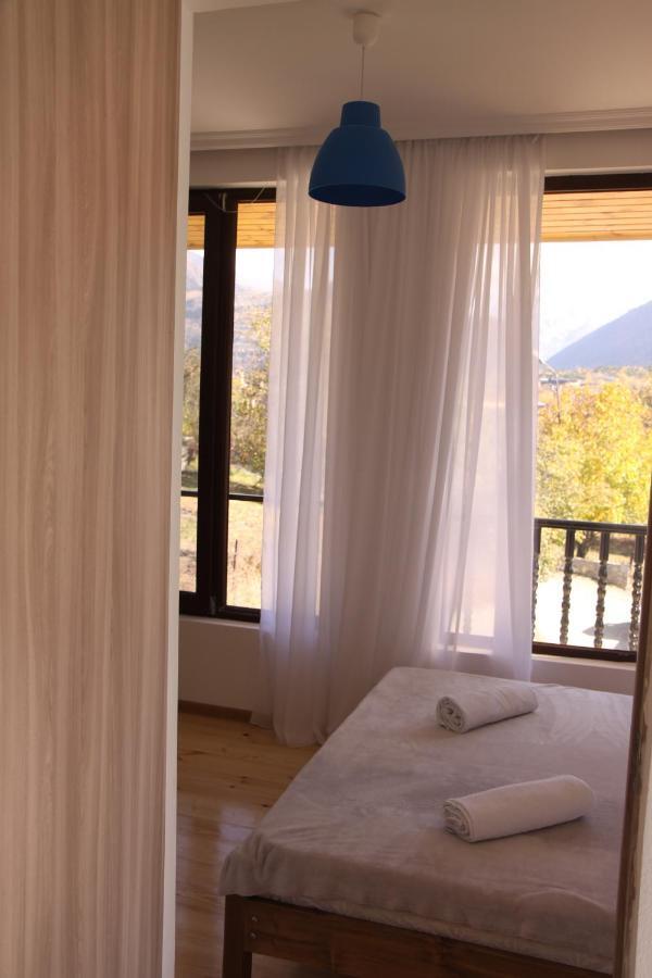 Eka'S Guest House 메스티아 외부 사진