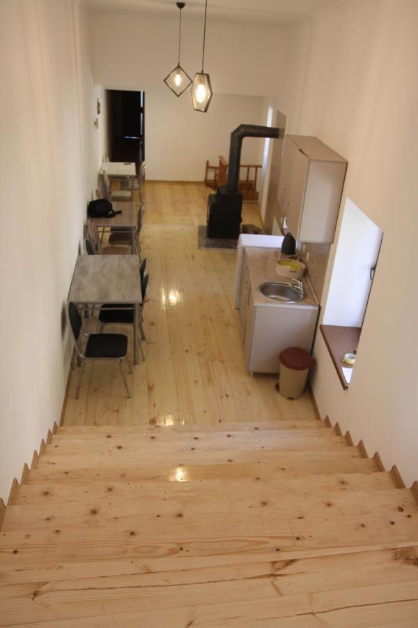 Eka'S Guest House 메스티아 외부 사진